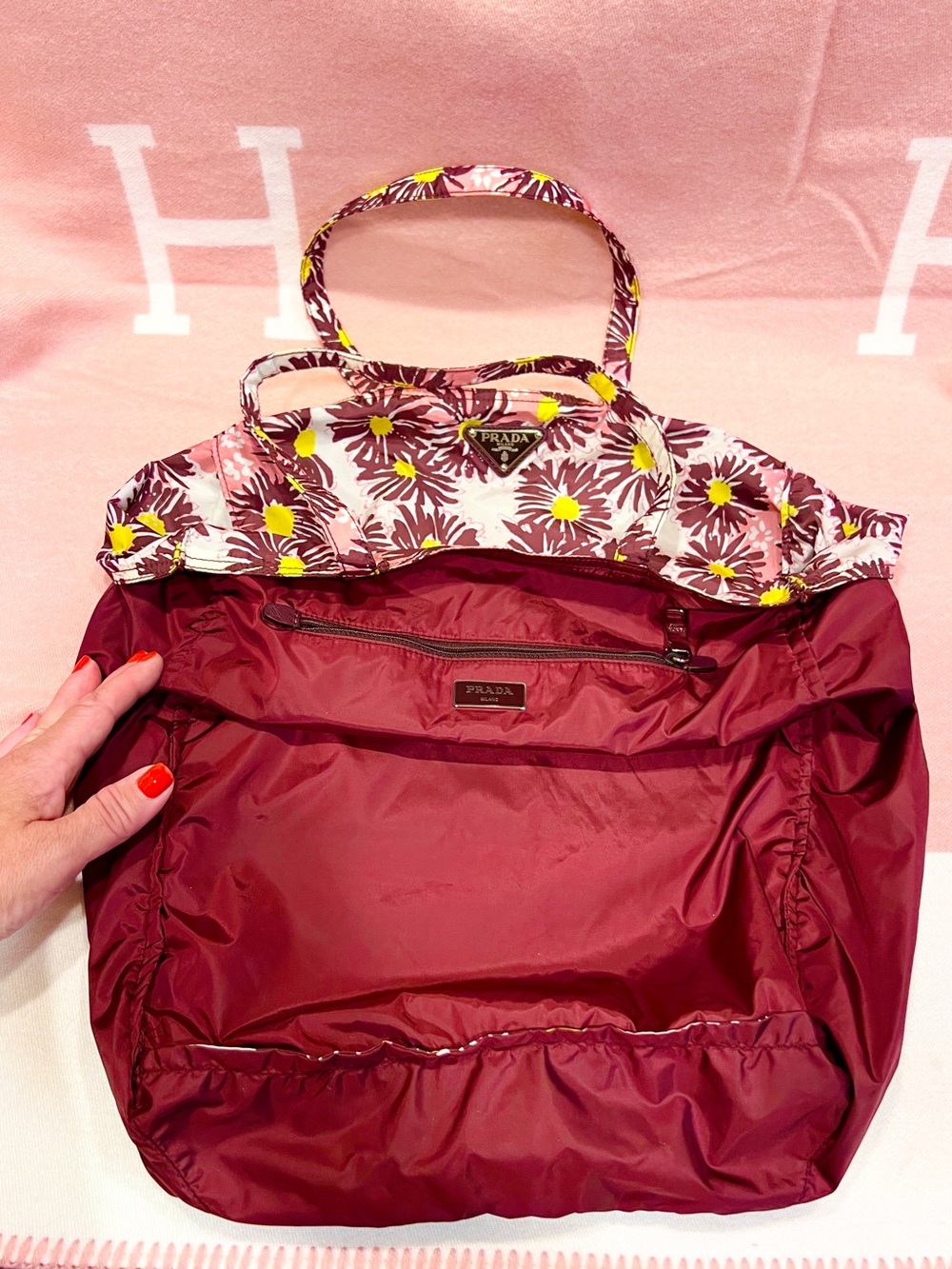 Prada⭐️Auth! Floral Shoulder Bag in Pink, Brown & Yellow! New!⭐️CARD! Offers?!! - Picture 12 of 14
